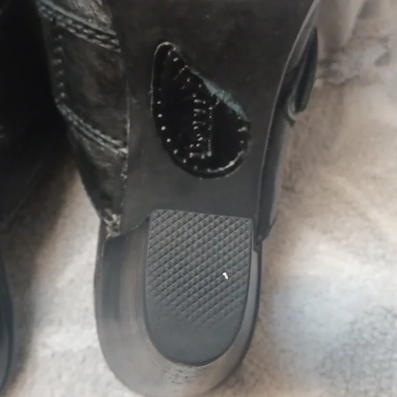 born. Women's Black Heeled Mules Size 6 - Picture 13 of 14